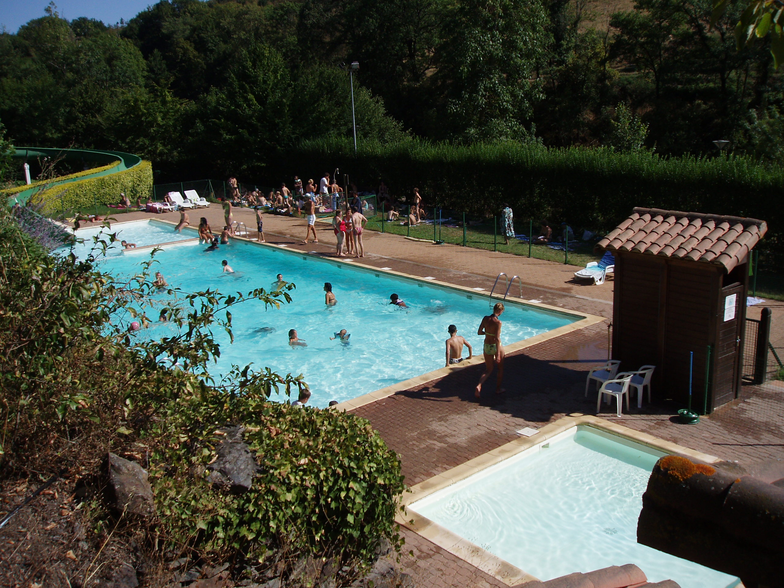 PISCINE ST SERNIN