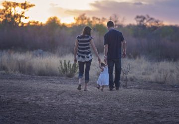 family-2485714_1920
